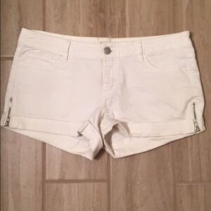 White Shorts with Zippers on sides!